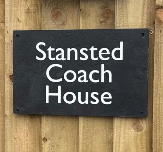 דירות Elsenham Stansted Coach House מראה חיצוני תמונה
